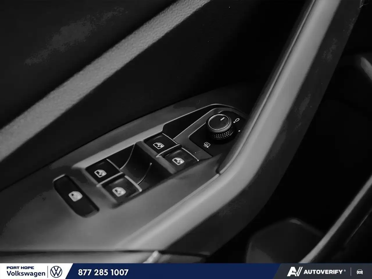 Volkswagen Jetta снимка Volkswagen Jetta