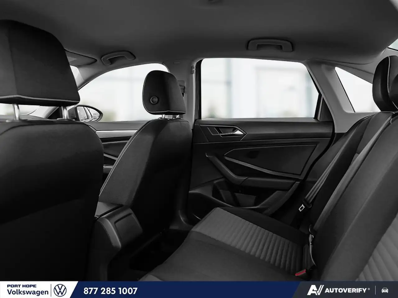 Volkswagen Jetta снимка Volkswagen Jetta
