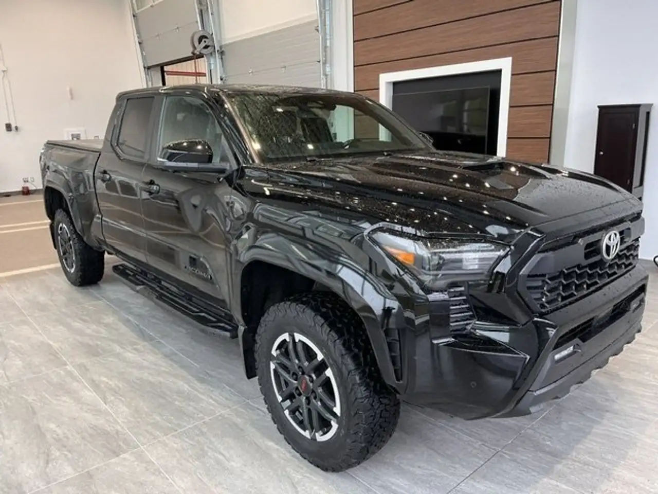 Toyota Tacoma снимка Toyota Tacoma