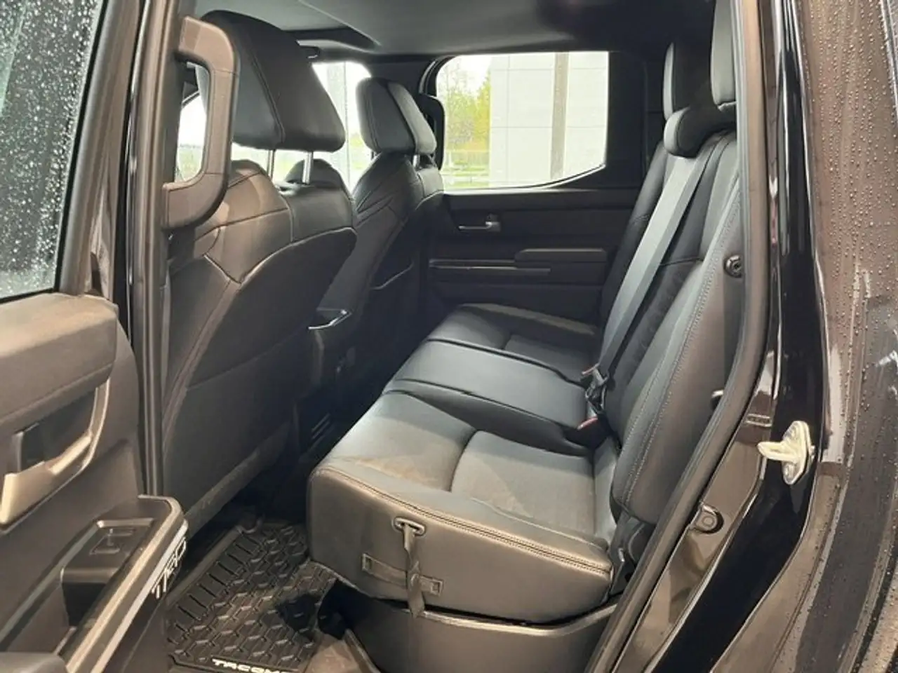 Toyota Tacoma снимка Toyota Tacoma