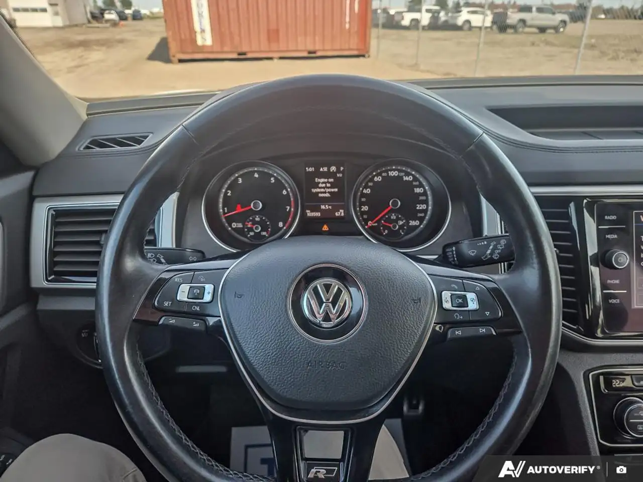 Volkswagen Atlas снимка Volkswagen Atlas