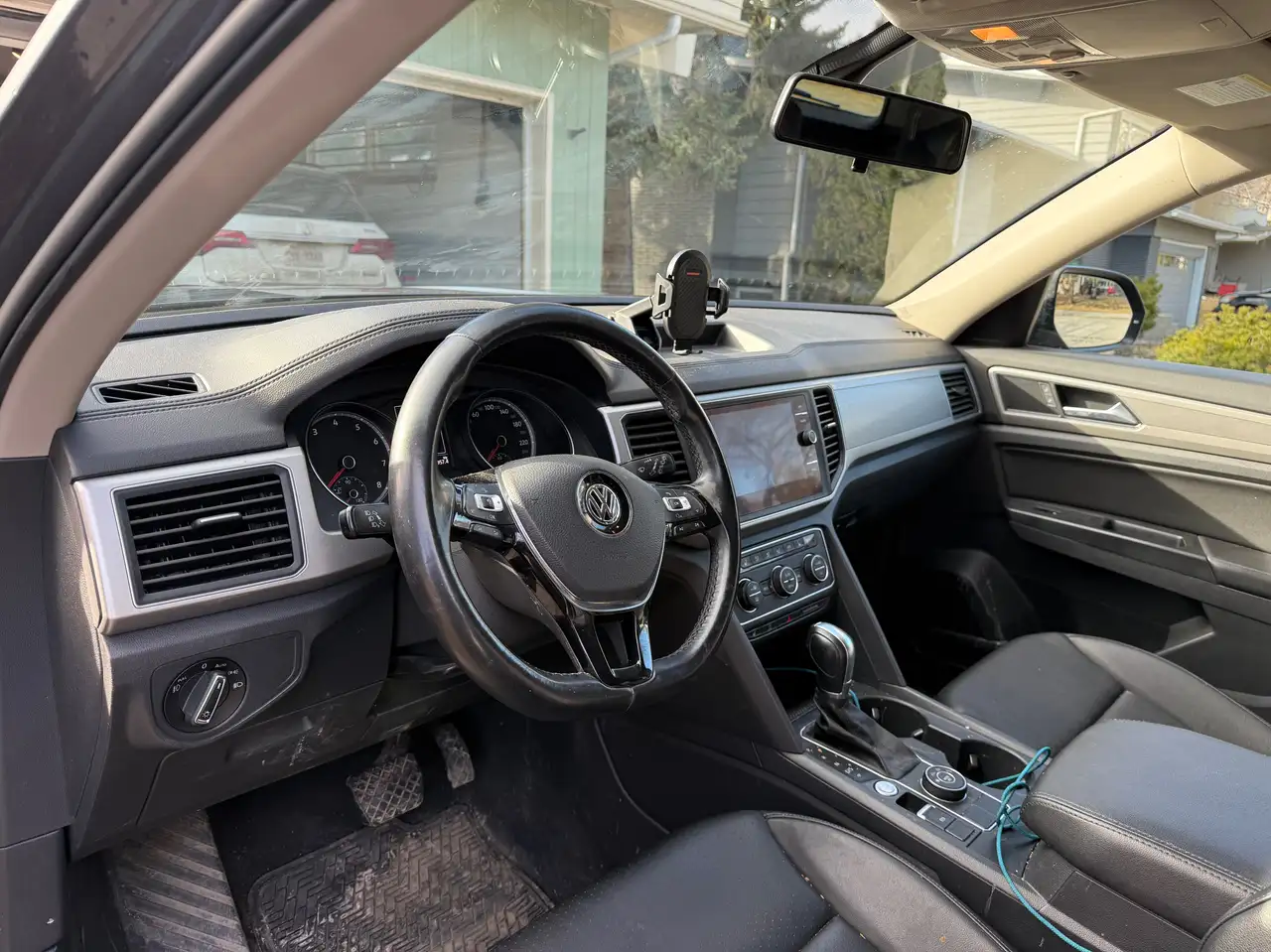 Volkswagen Atlas снимка Volkswagen Atlas