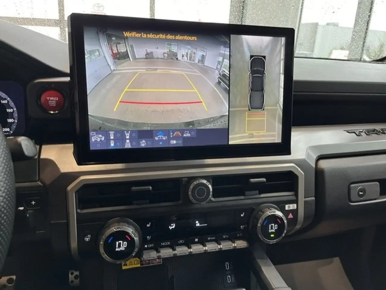 Toyota Tacoma снимка Toyota Tacoma