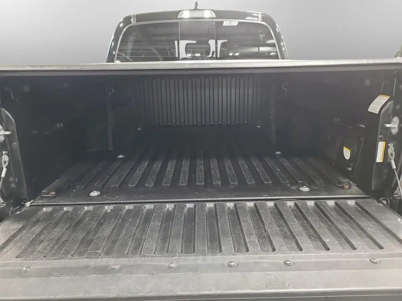 Toyota Tacoma снимка Toyota Tacoma