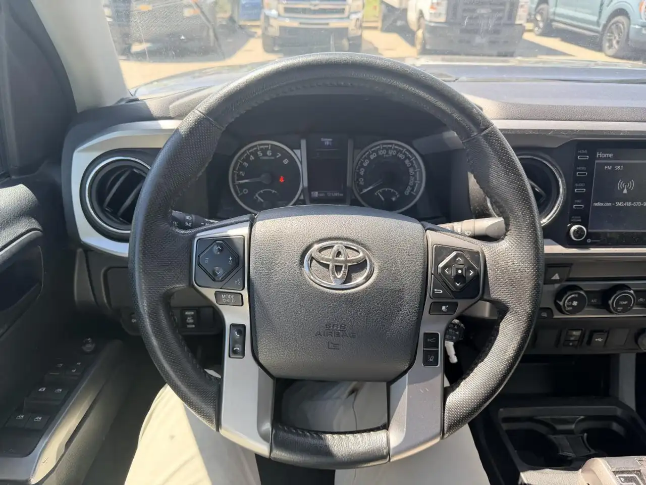 Toyota Tacoma снимка Toyota Tacoma