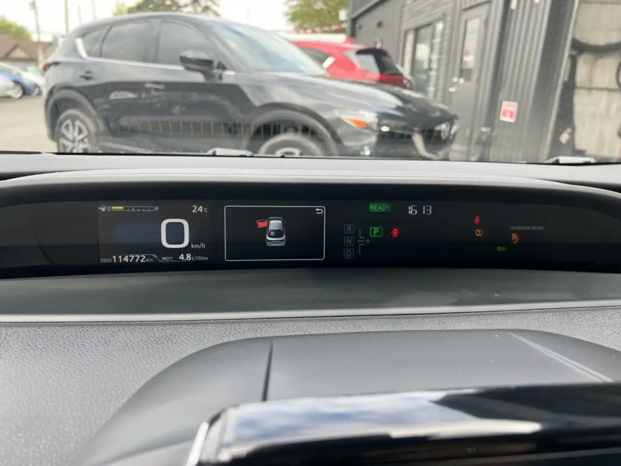 Toyota Prius снимка Toyota Prius