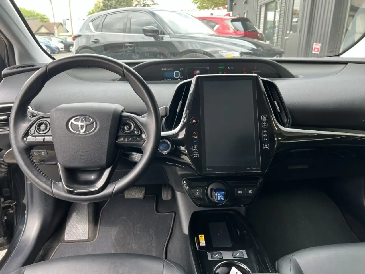 Toyota Prius снимка Toyota Prius
