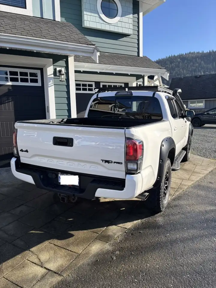 Toyota Tacoma снимка Toyota Tacoma