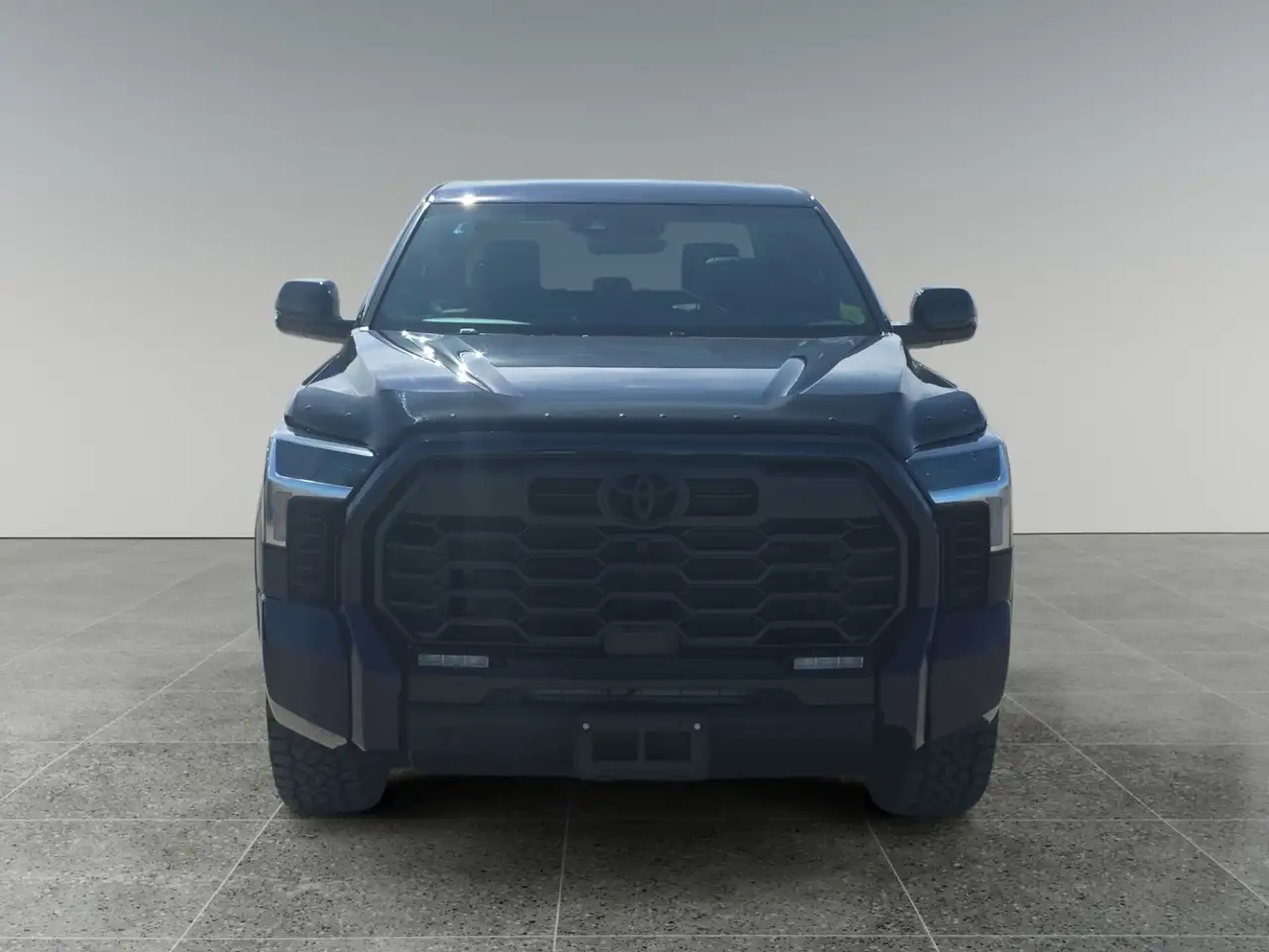 Toyota Tundra снимка Toyota Tundra