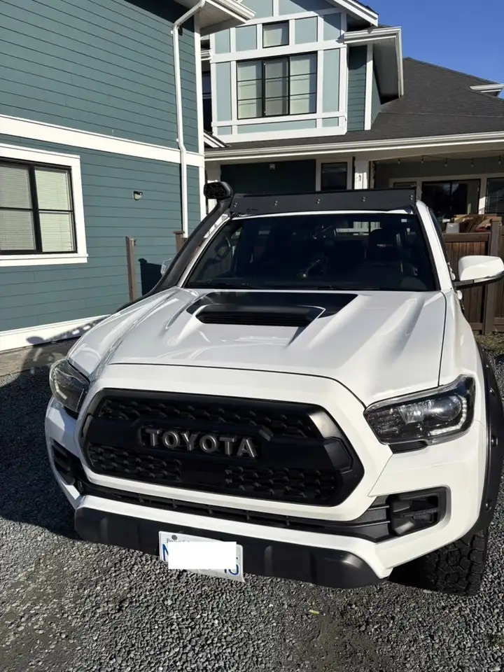 Toyota Tacoma снимка Toyota Tacoma