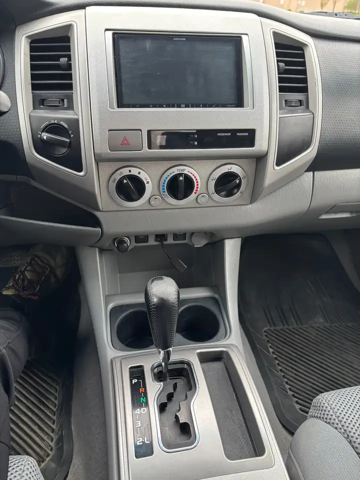 Toyota Tacoma photo Toyota Tacoma