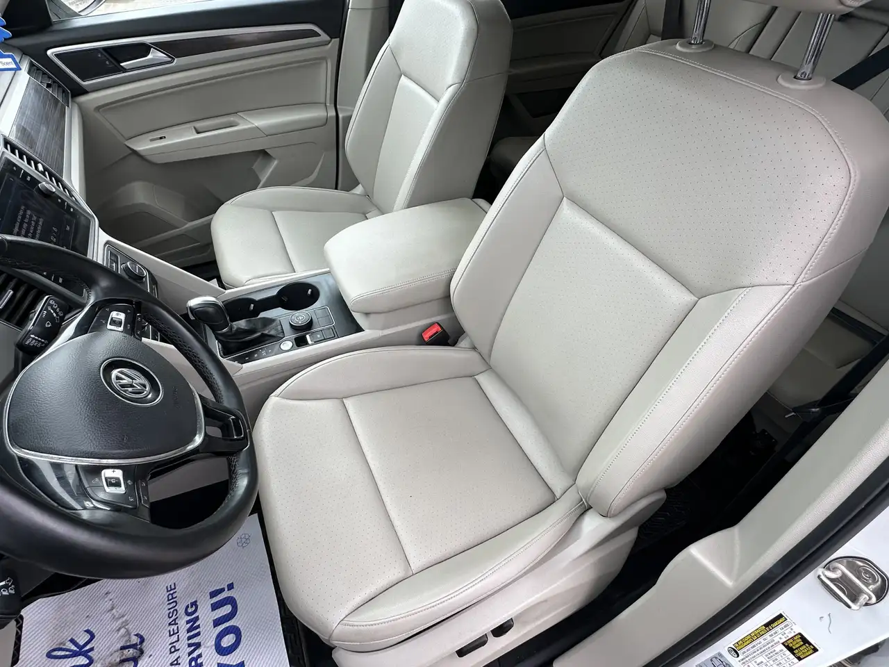Volkswagen Atlas снимка Volkswagen Atlas