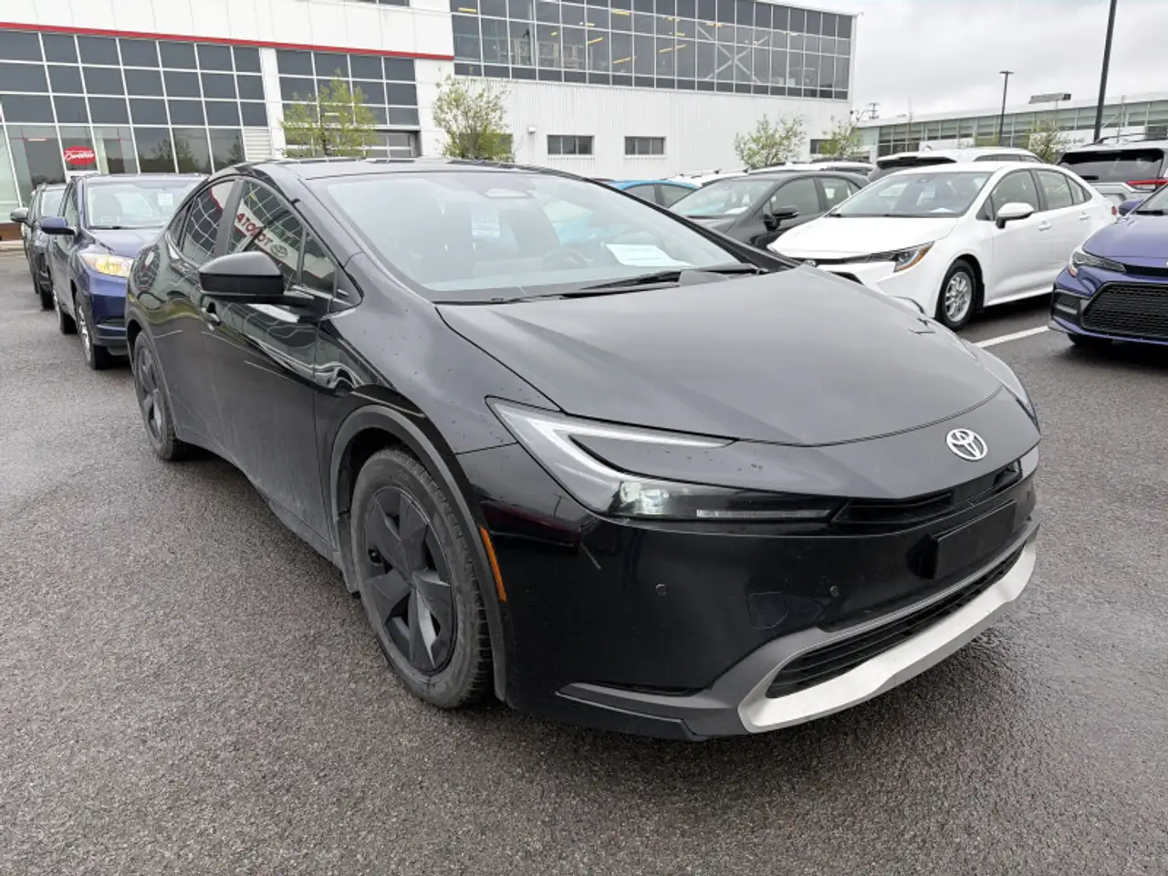 Toyota Prius Prime снимка Toyota Prius Prime