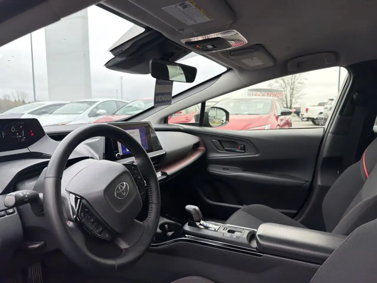 Toyota Prius Prime снимка Toyota Prius Prime