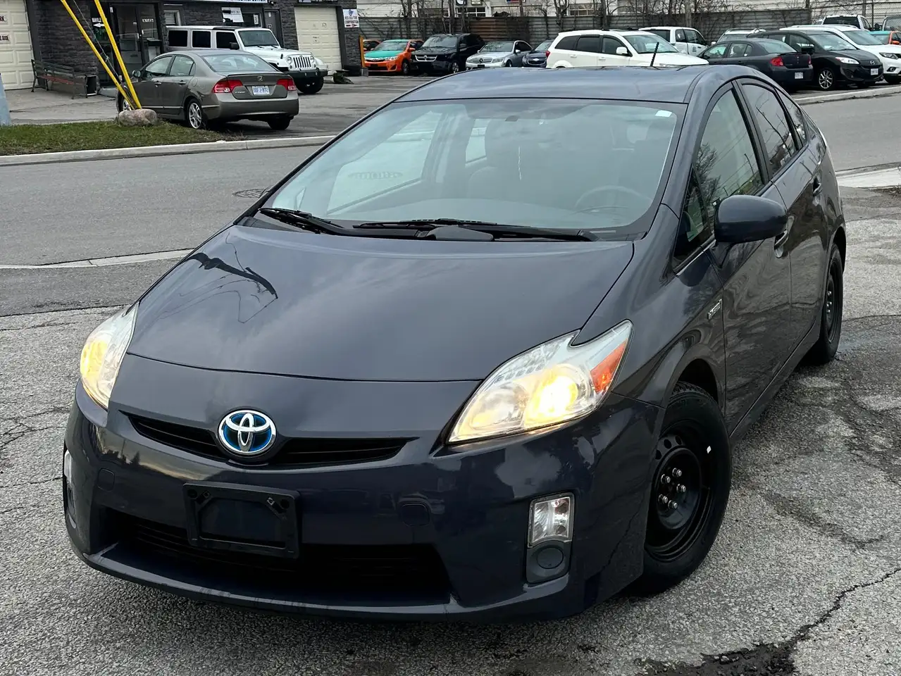 Toyota Prius снимка Toyota Prius