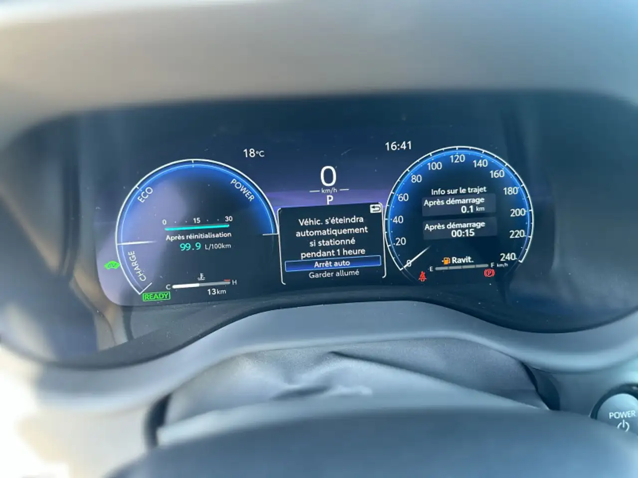 Toyota Sienna снимка Toyota Sienna