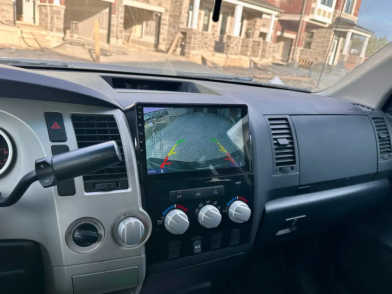 Toyota Tundra снимка Toyota Tundra