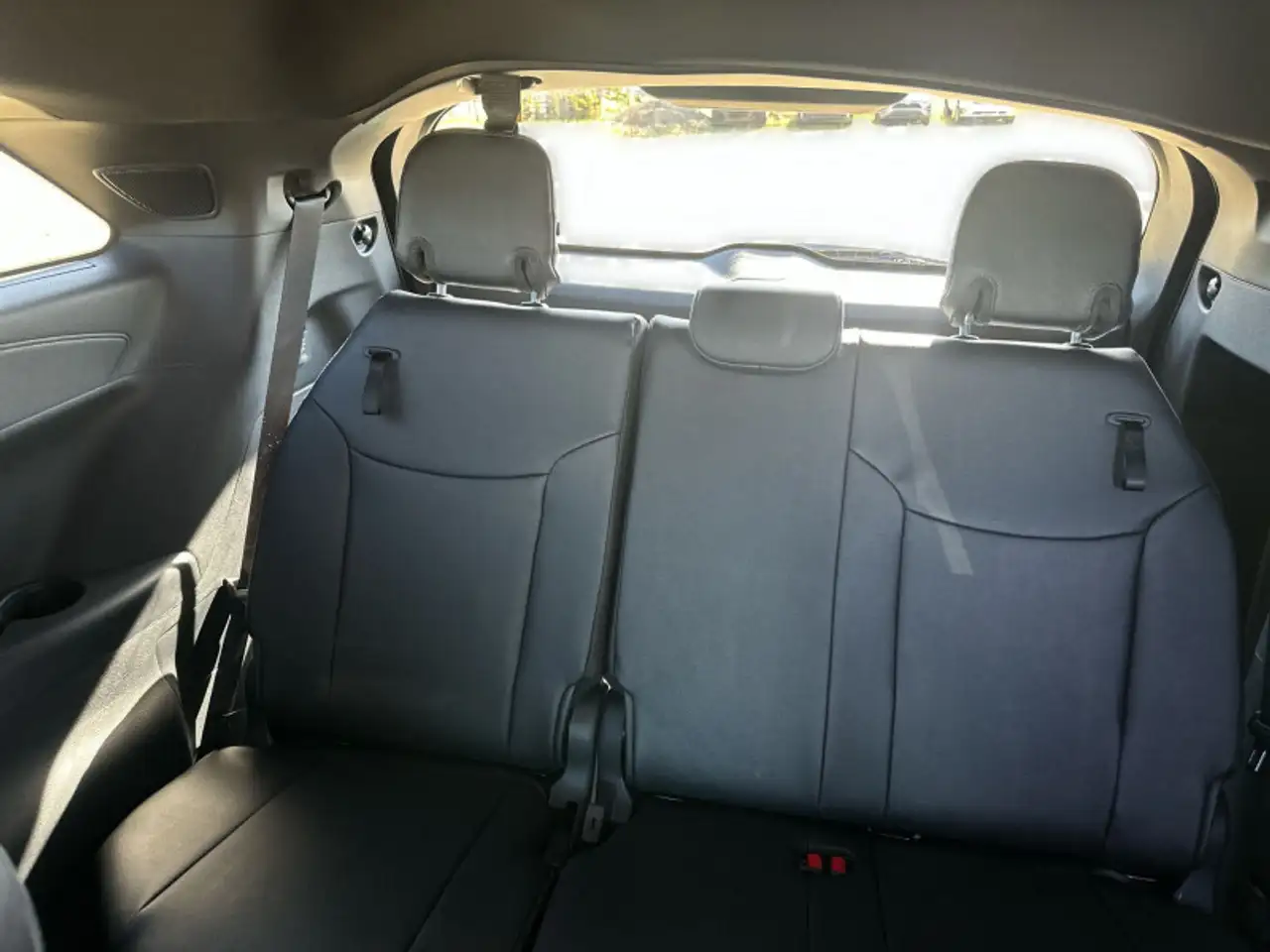 Toyota Sienna снимка Toyota Sienna