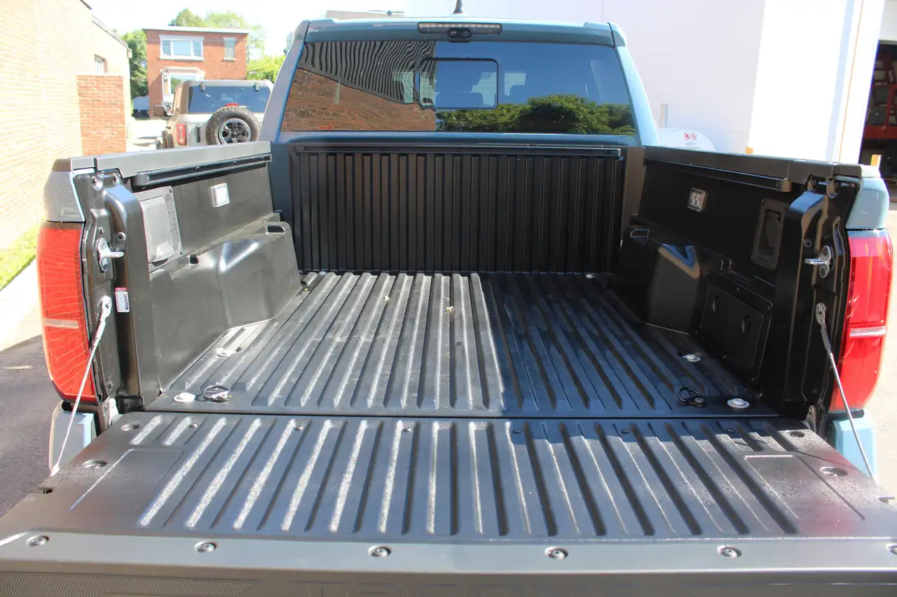 Toyota Tacoma снимка Toyota Tacoma