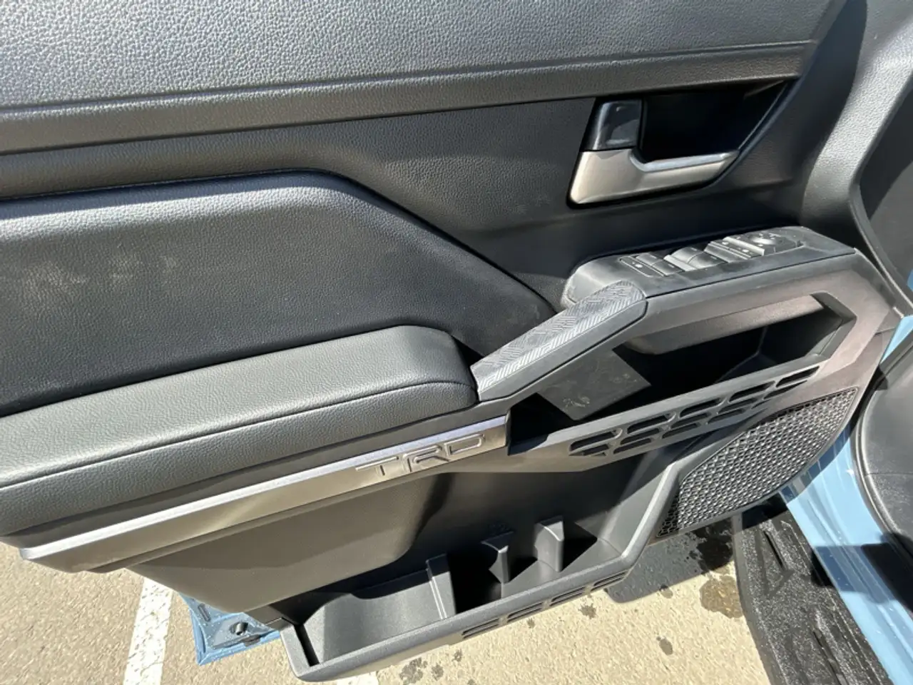 Toyota Tacoma снимка Toyota Tacoma