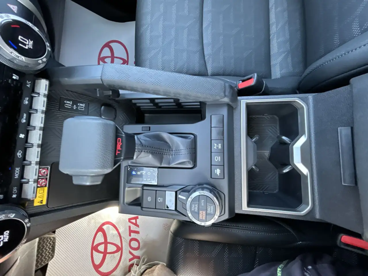 Toyota Tacoma снимка Toyota Tacoma
