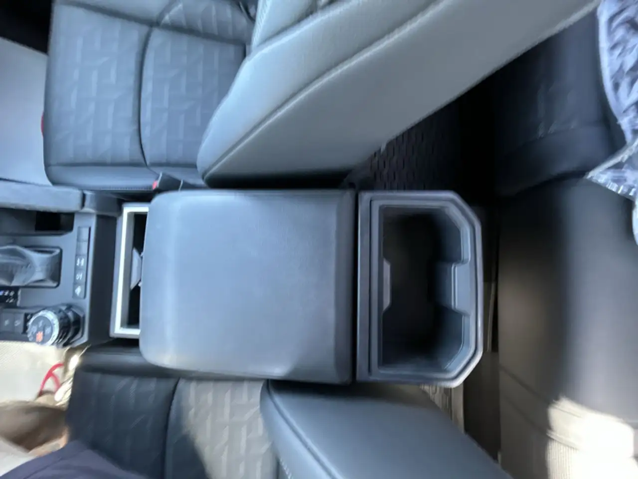 Toyota Tacoma снимка Toyota Tacoma