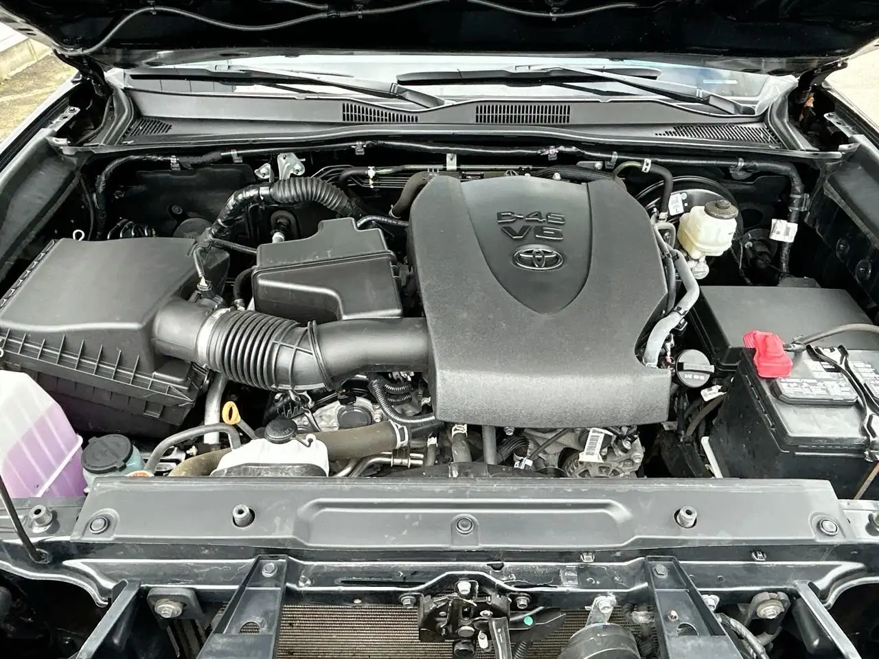 Toyota Tacoma снимка Toyota Tacoma