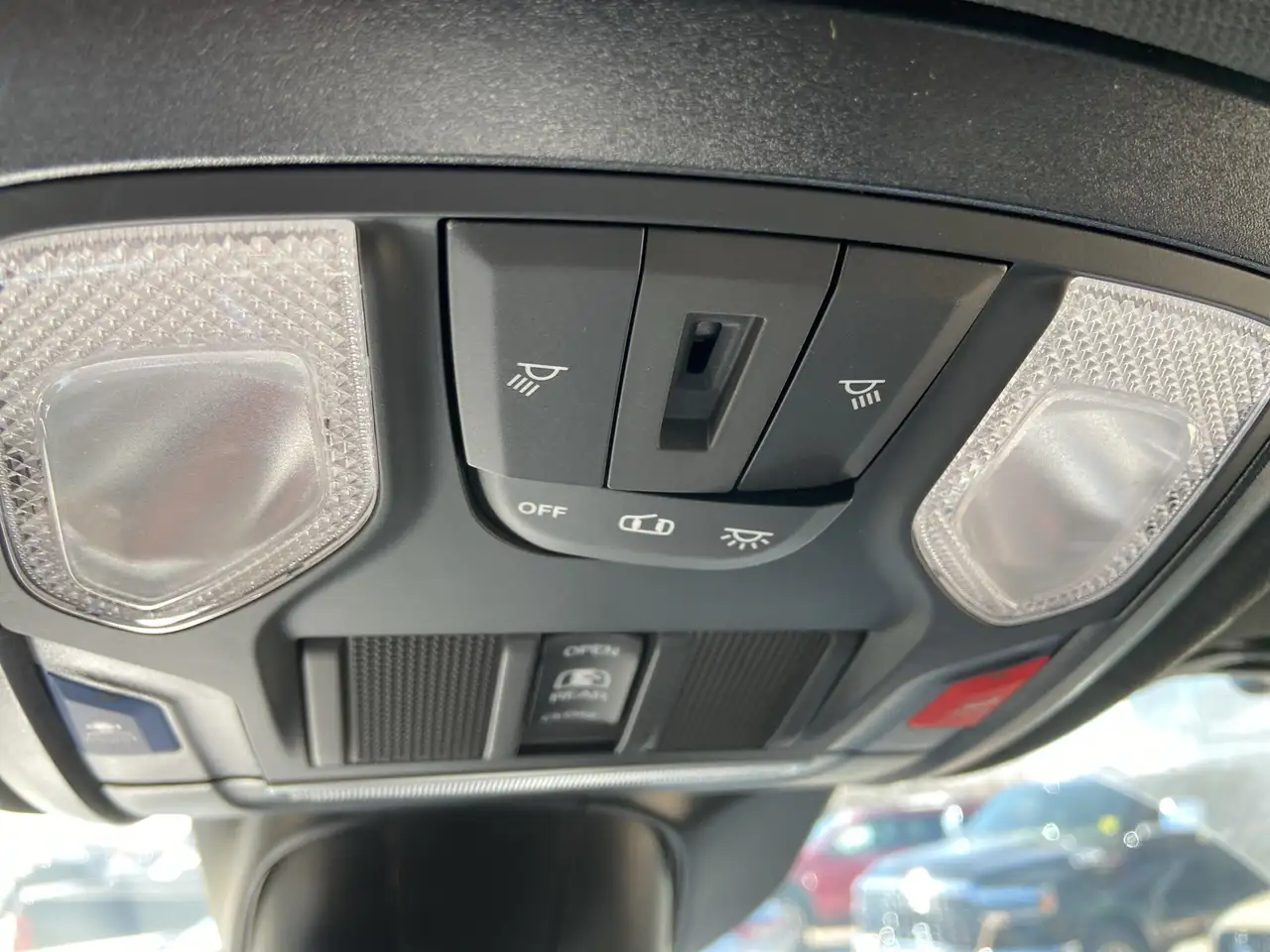 RAM 3500 снимка RAM 3500
