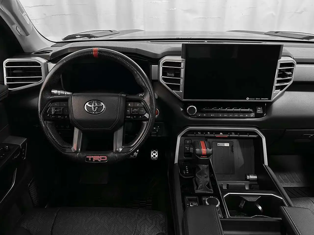 Toyota Tundra снимка Toyota Tundra