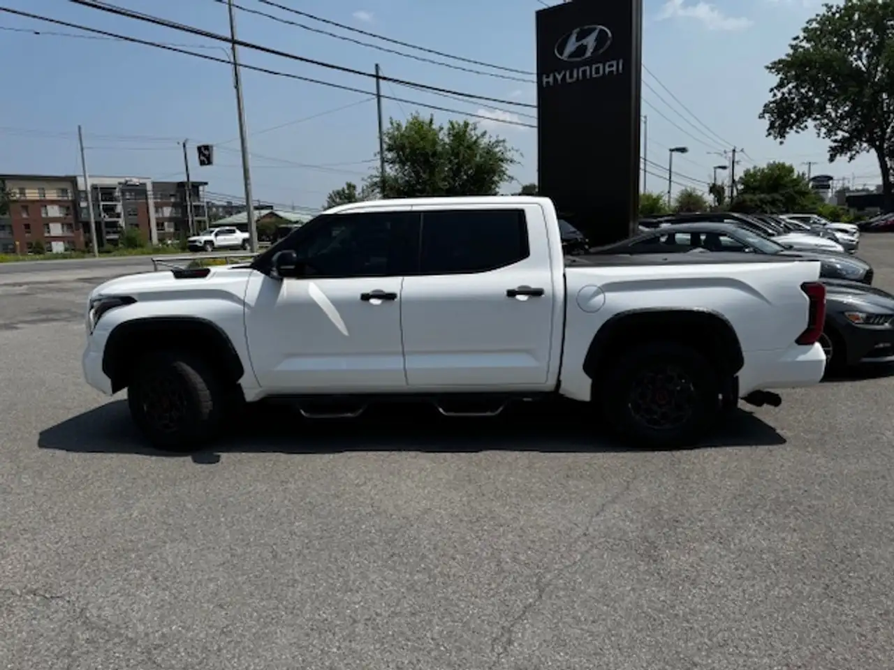 Toyota Tundra снимка Toyota Tundra