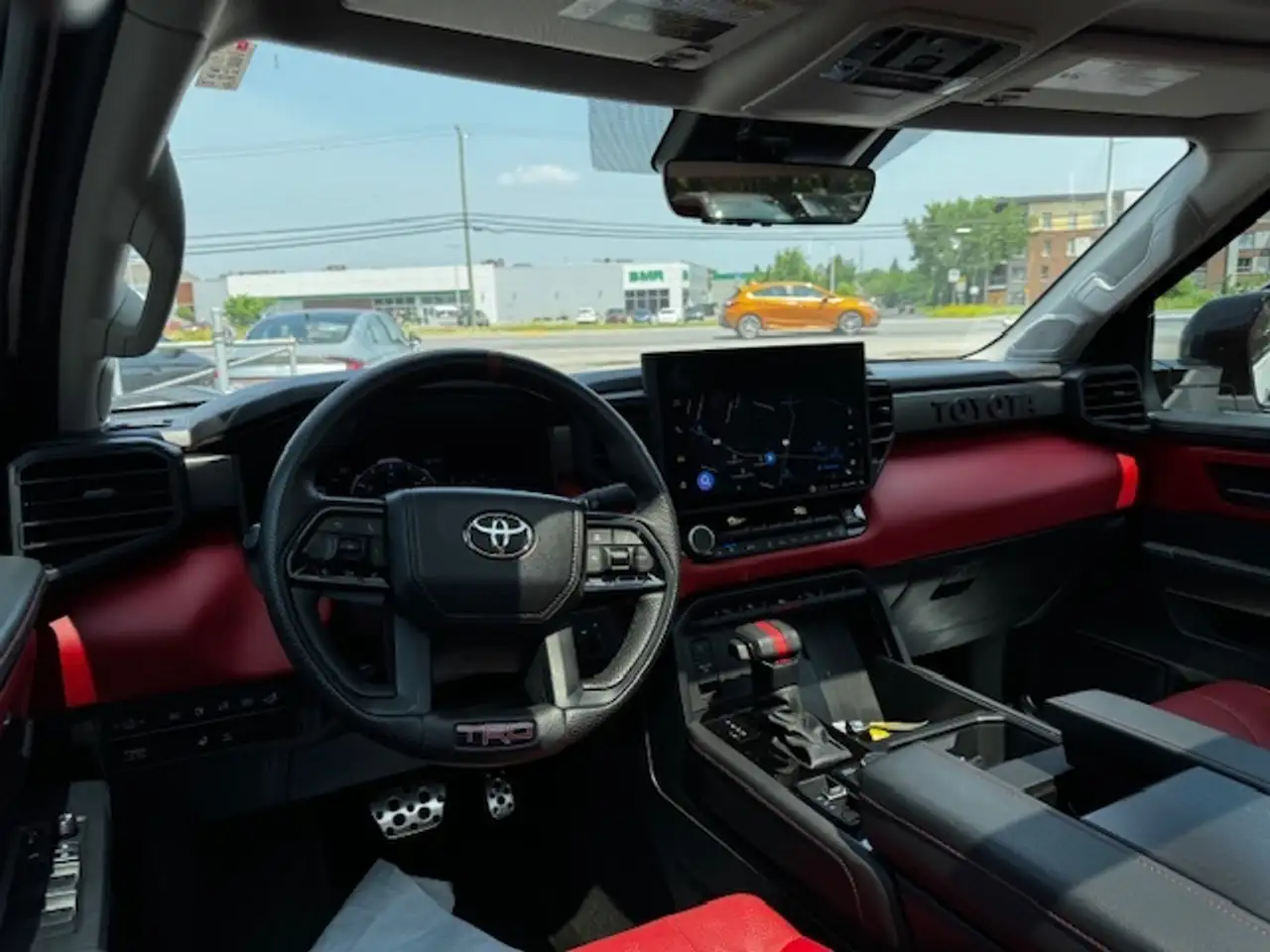 Toyota Tundra снимка Toyota Tundra