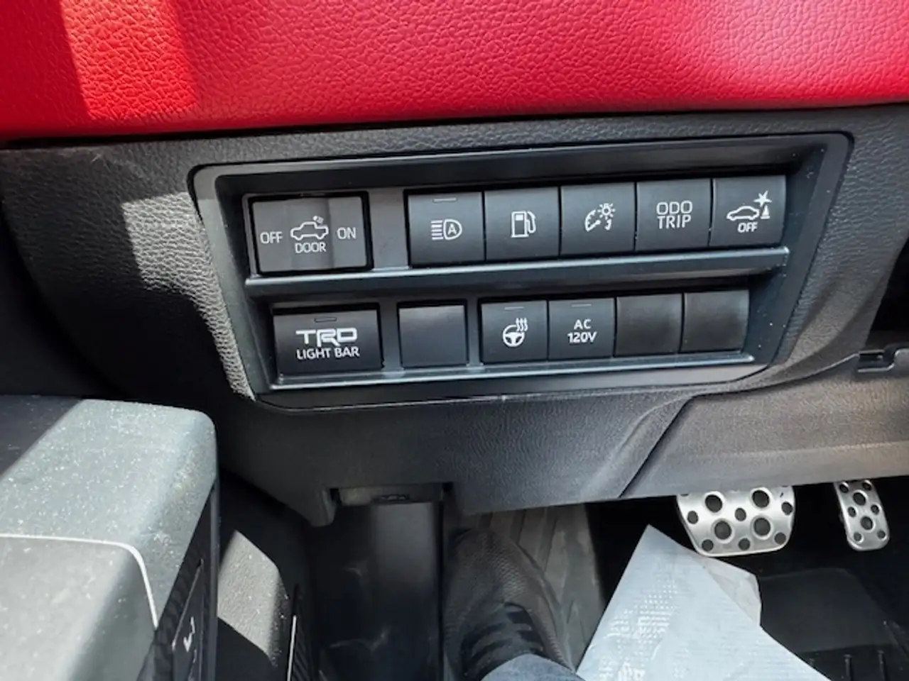 Toyota Tundra снимка Toyota Tundra