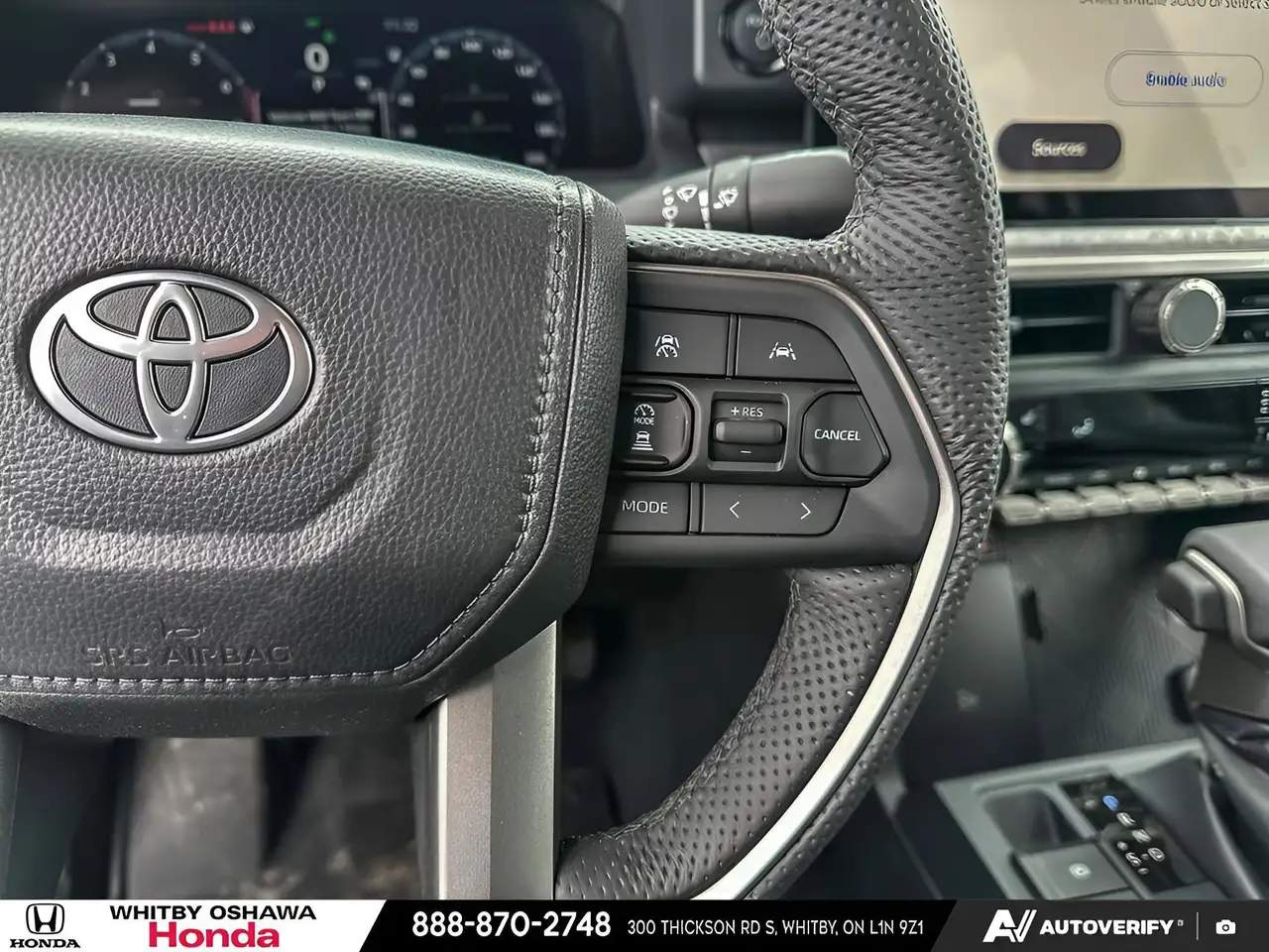 Toyota Tacoma снимка Toyota Tacoma