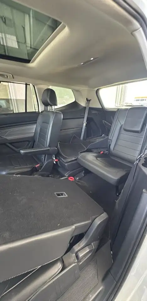 Volkswagen Atlas снимка Volkswagen Atlas