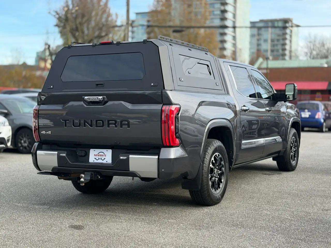 Toyota Tundra снимка Toyota Tundra