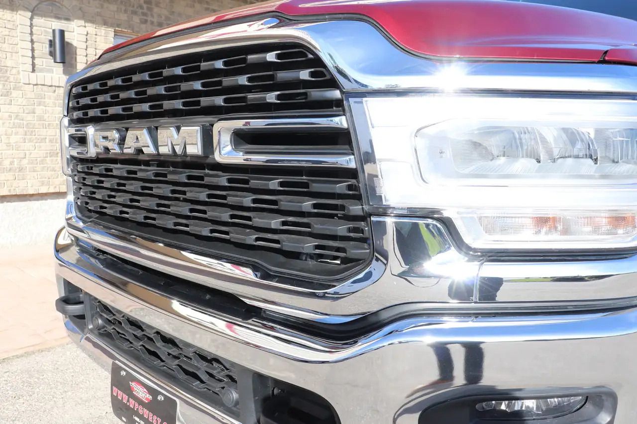 RAM 3500 снимка RAM 3500
