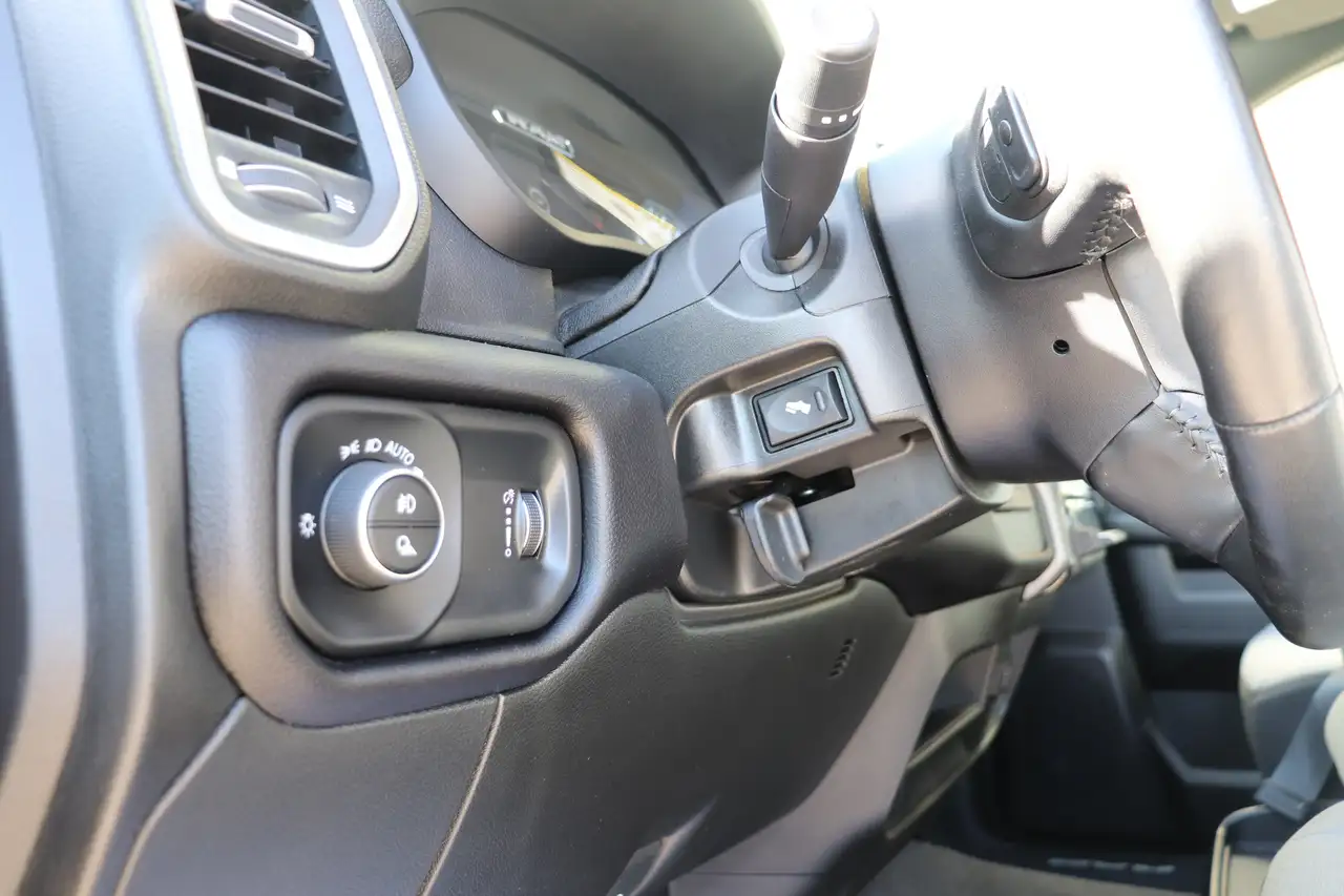 RAM 3500 снимка RAM 3500