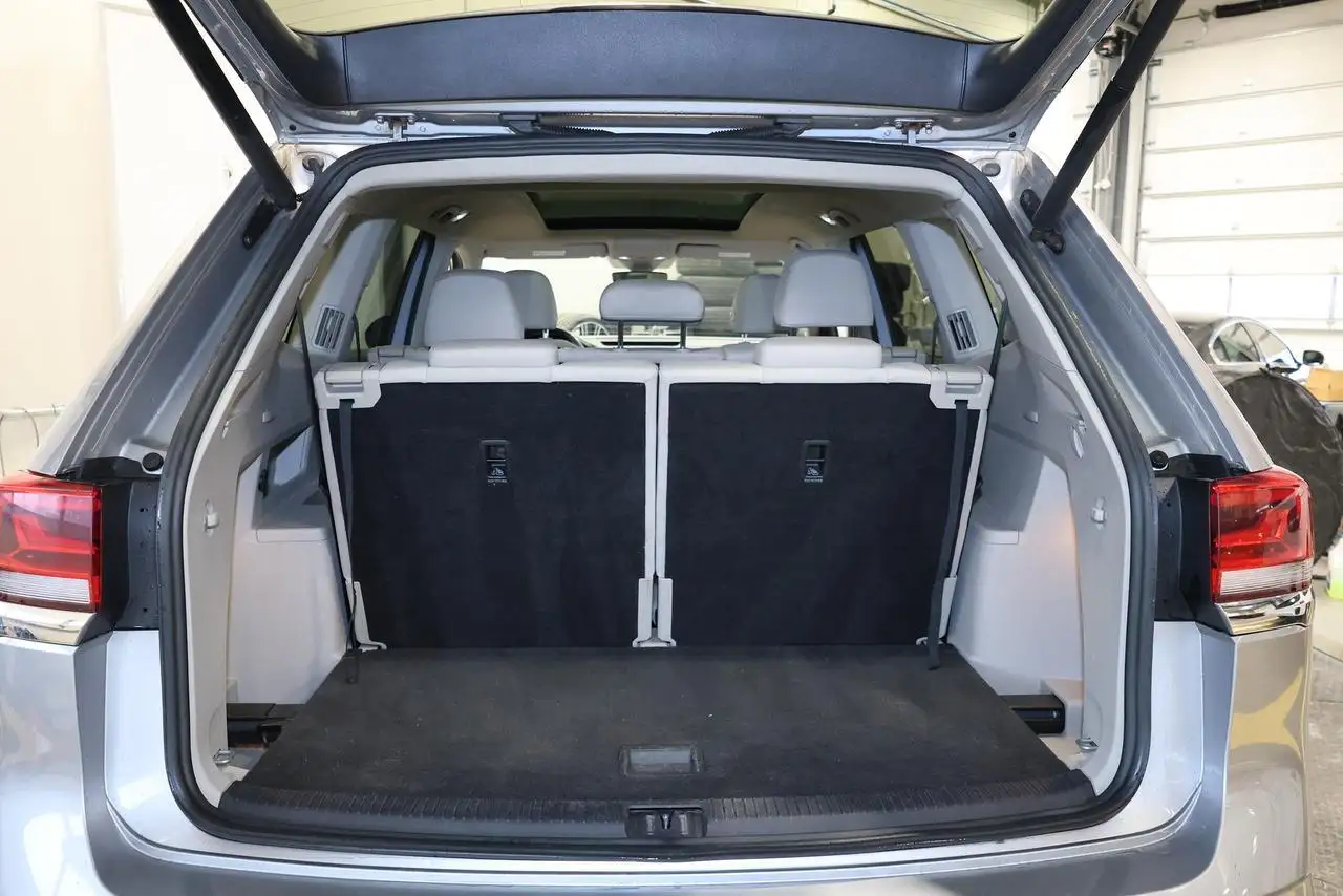 Volkswagen Atlas снимка Volkswagen Atlas