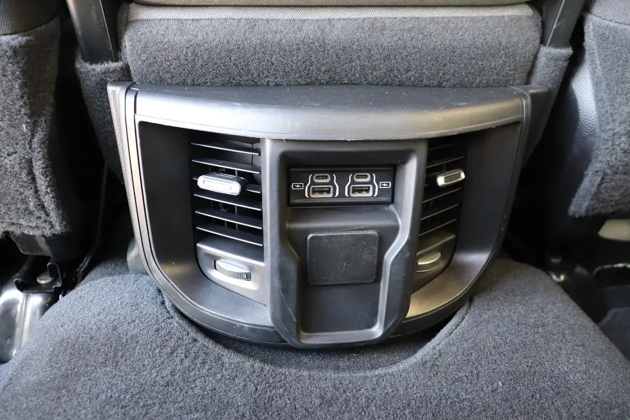 RAM 3500 снимка RAM 3500