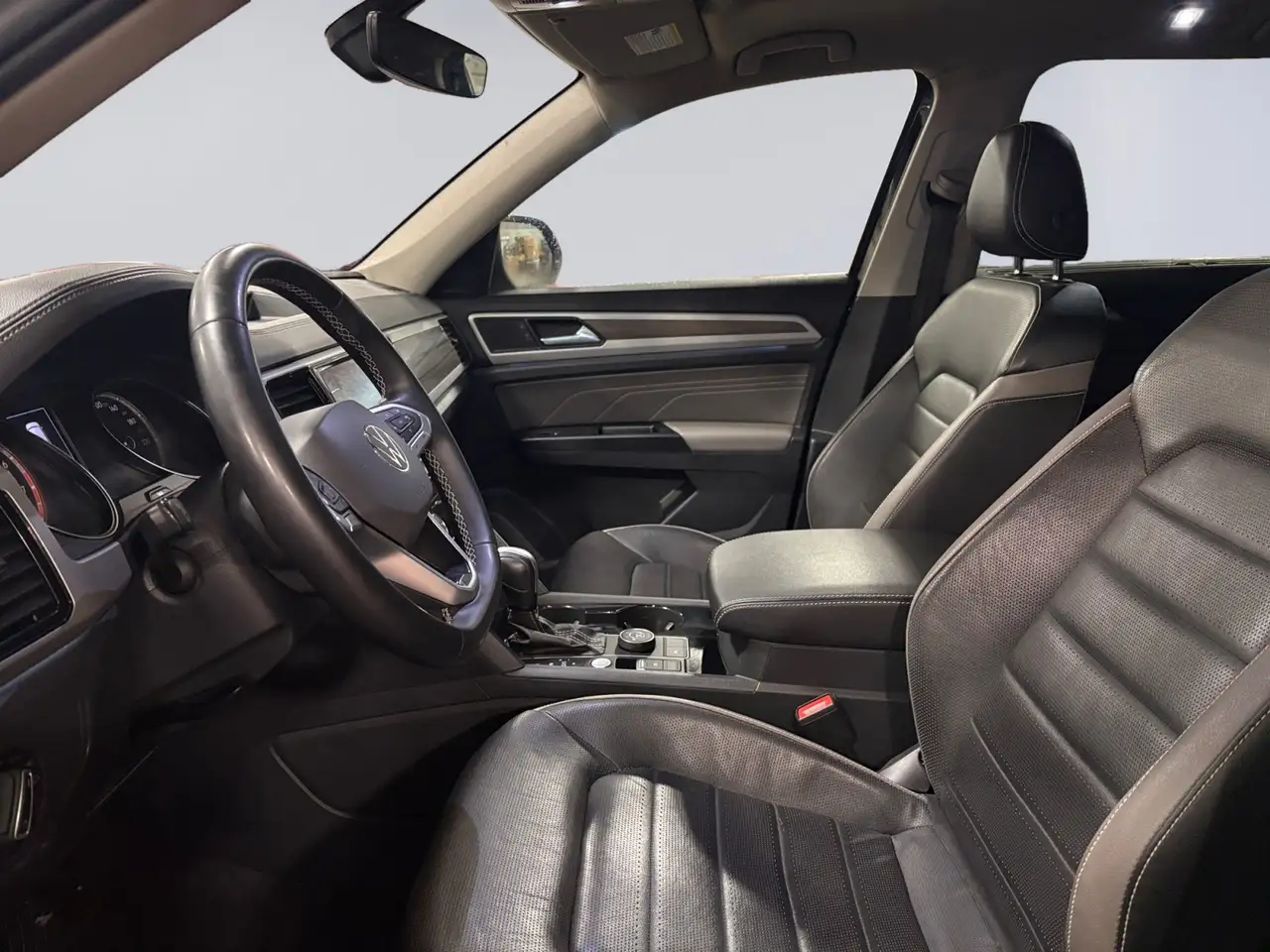 Volkswagen Atlas снимка Volkswagen Atlas