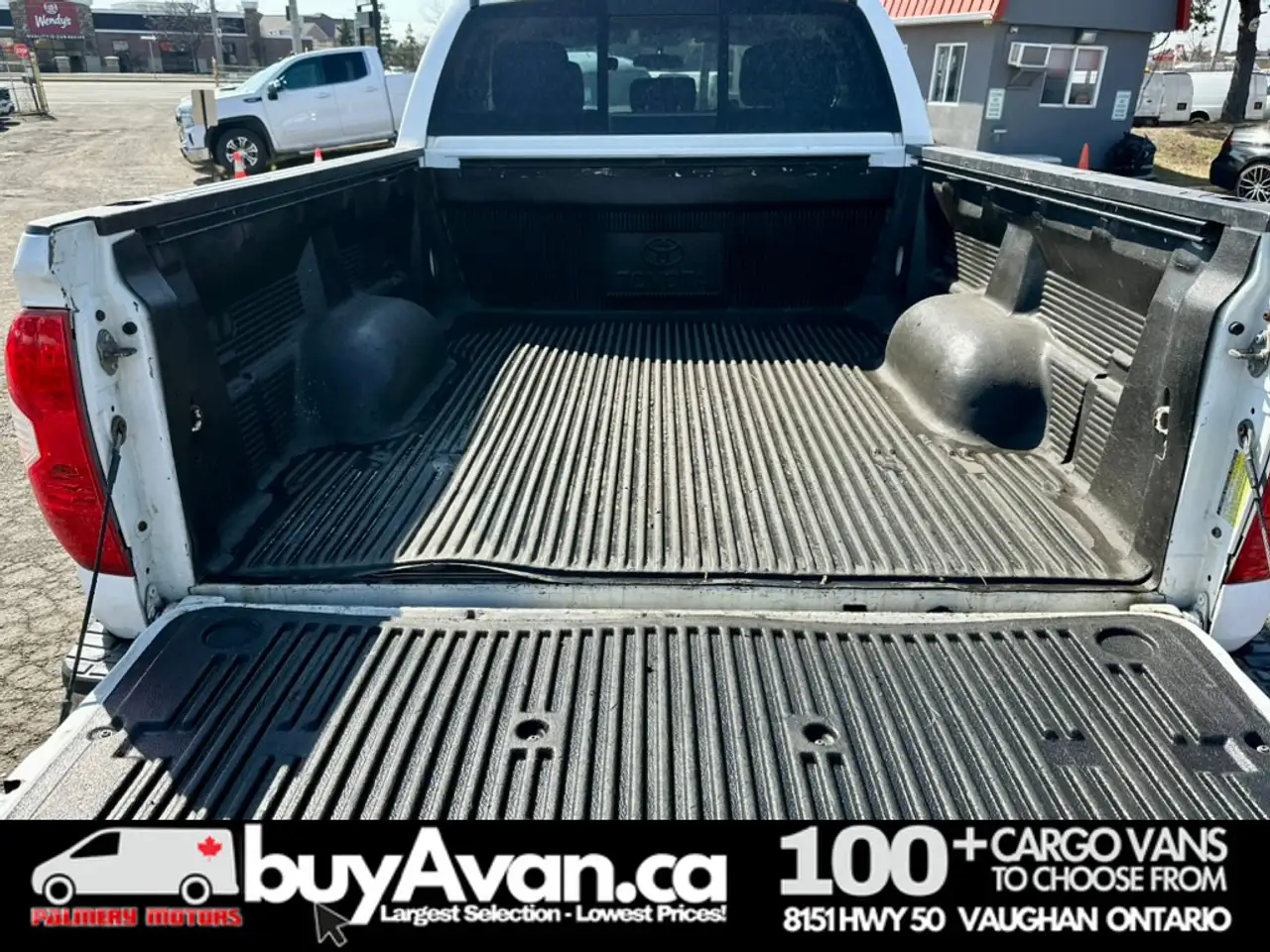 Toyota Tundra снимка Toyota Tundra