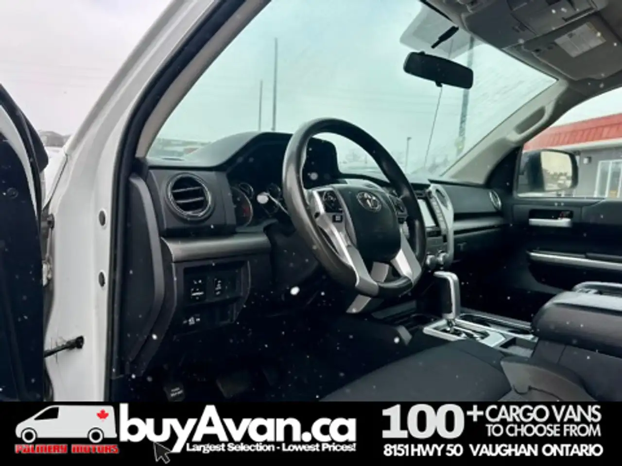 Toyota Tundra снимка Toyota Tundra