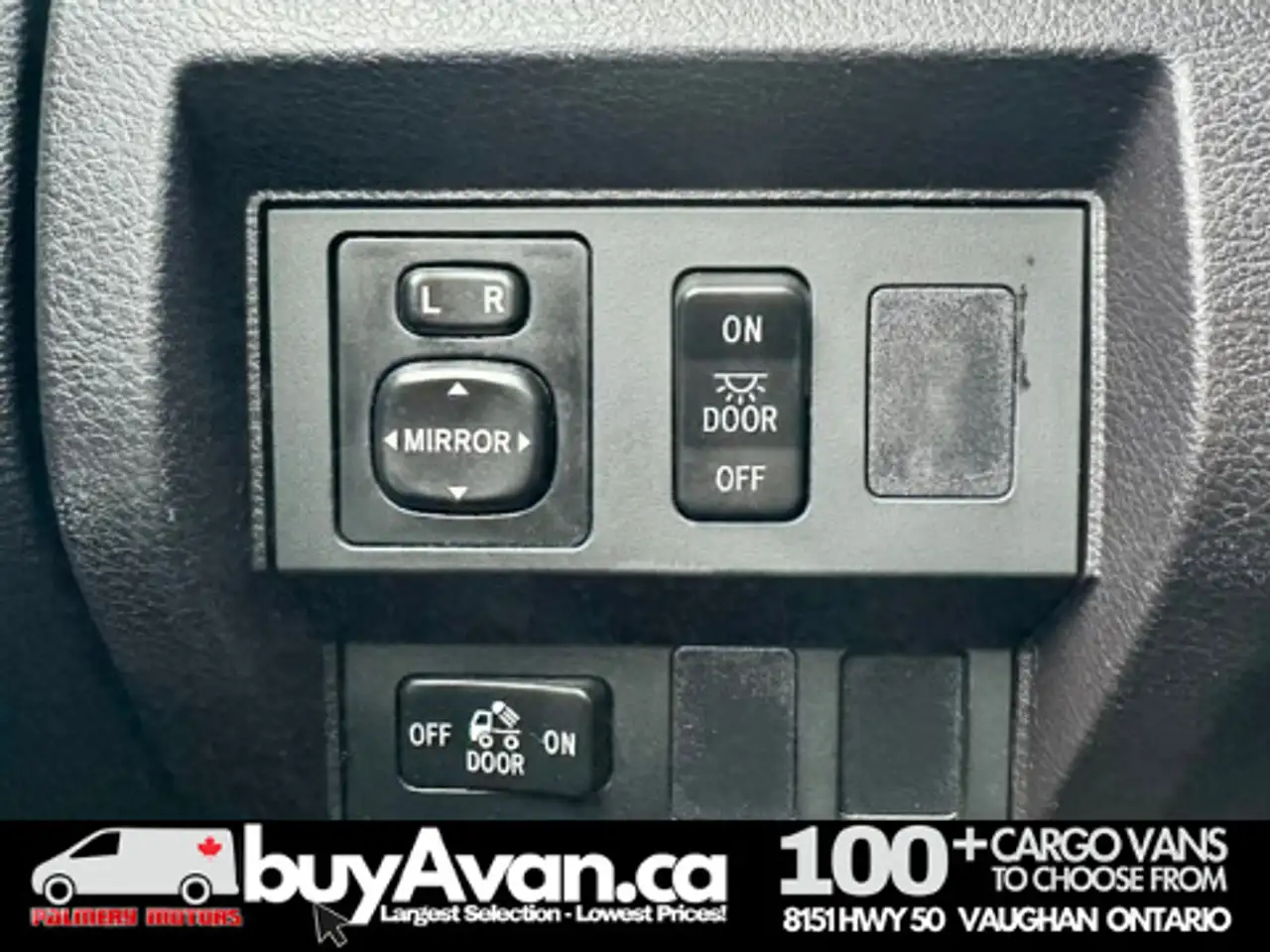 Toyota Tundra снимка Toyota Tundra