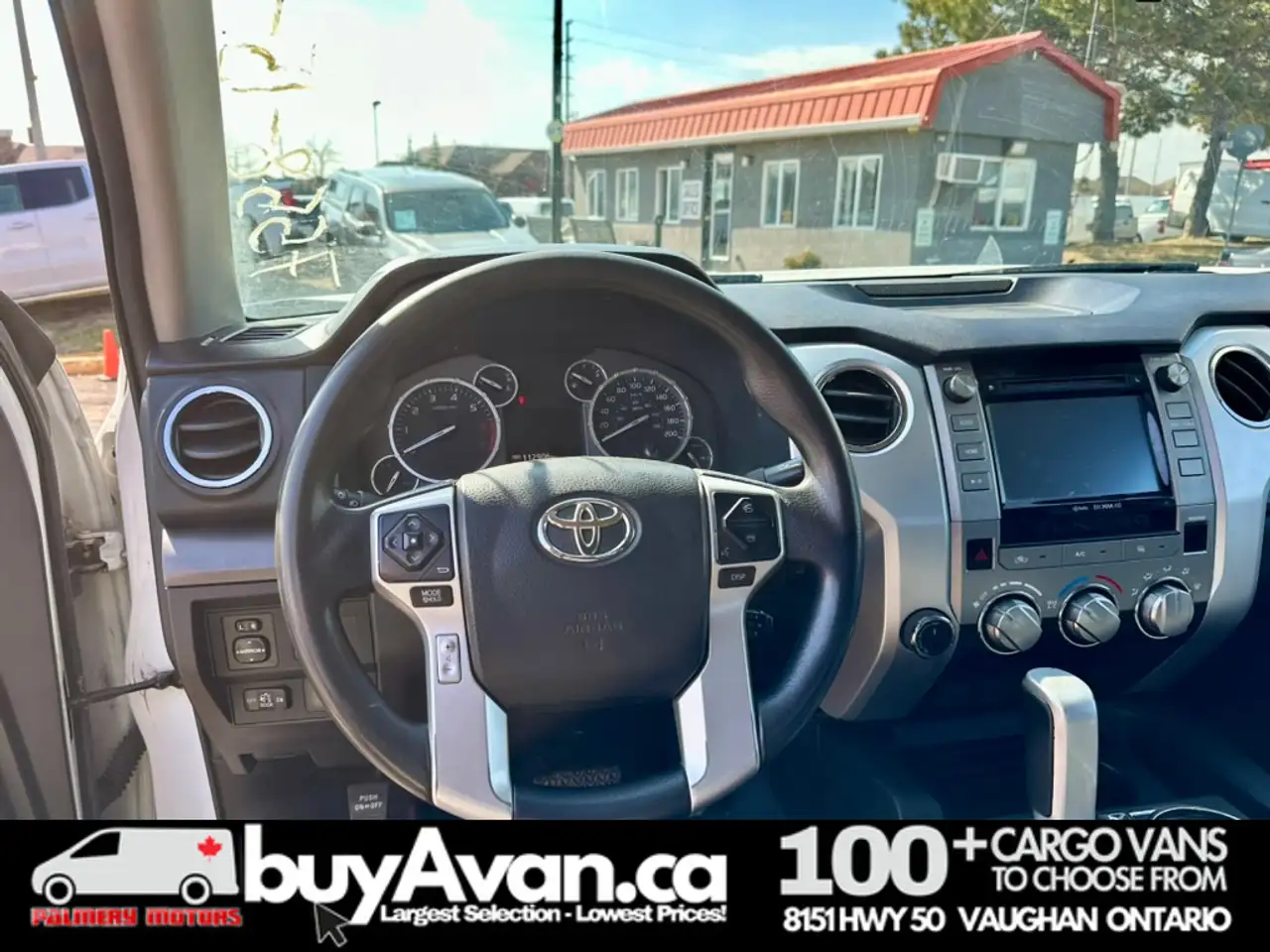 Toyota Tundra снимка Toyota Tundra