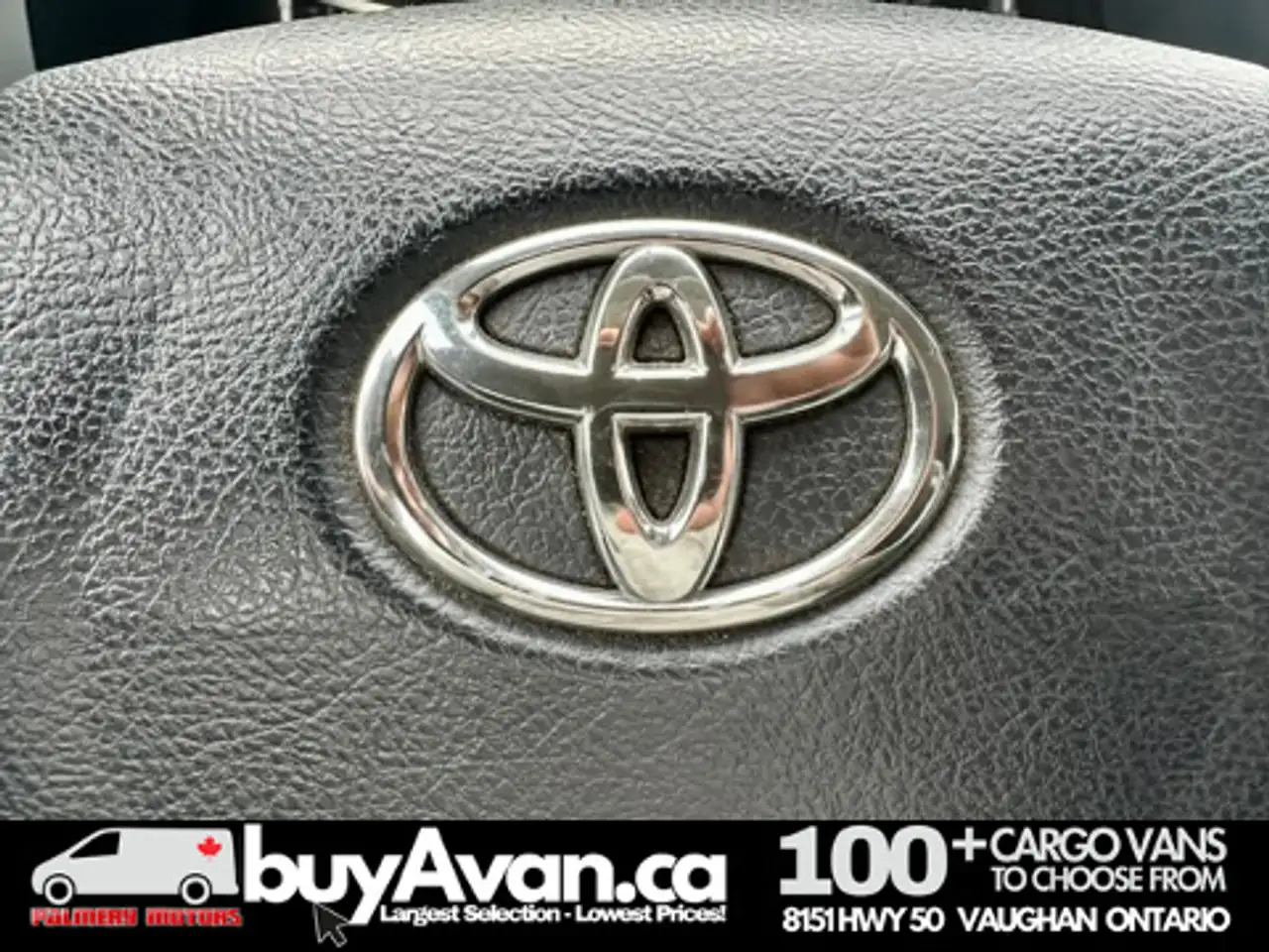 Toyota Tundra снимка Toyota Tundra