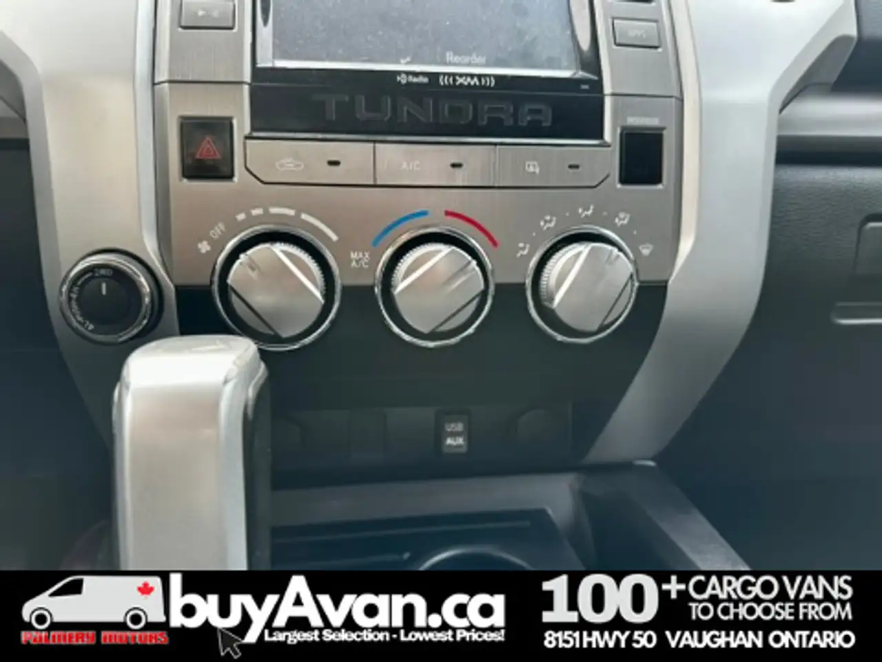 Toyota Tundra снимка Toyota Tundra