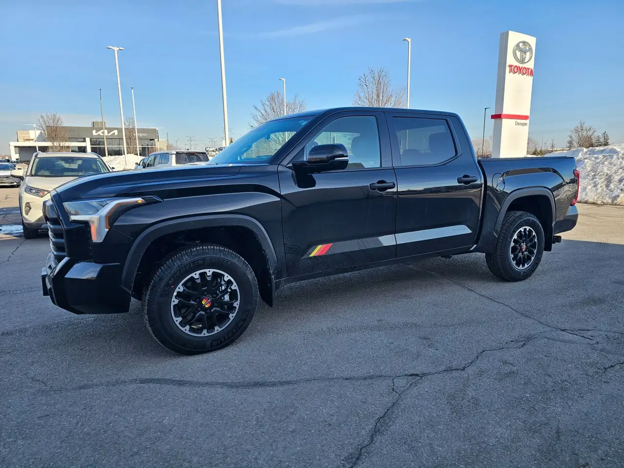 Toyota Tundra снимка Toyota Tundra