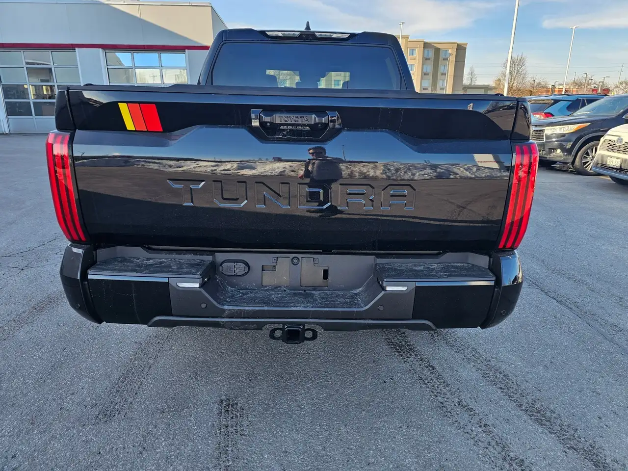 Toyota Tundra снимка Toyota Tundra