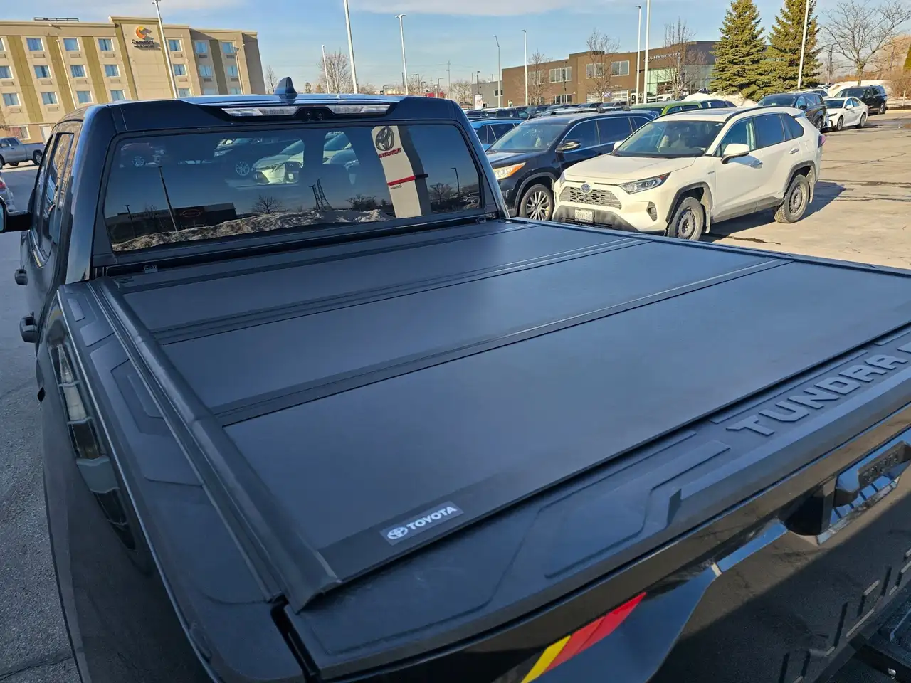 Toyota Tundra снимка Toyota Tundra
