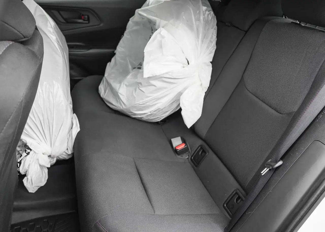 Toyota Prius Prime снимка Toyota Prius Prime